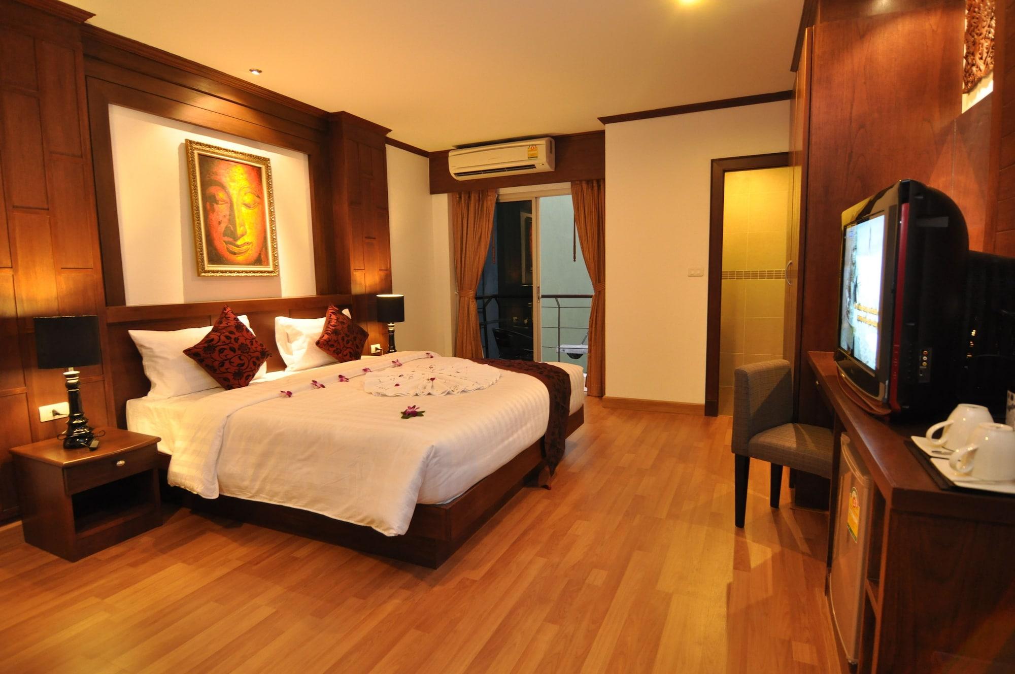 Hemingway'S Hotel Patong Zimmer foto